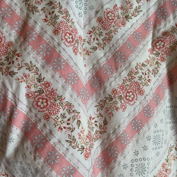 Ruby Rox pink and white floral dress - Picture 2 of 3